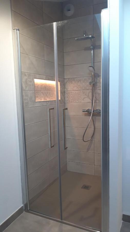 Les Chambres De Lili Saint-Loup  ภายนอก รูปภาพ