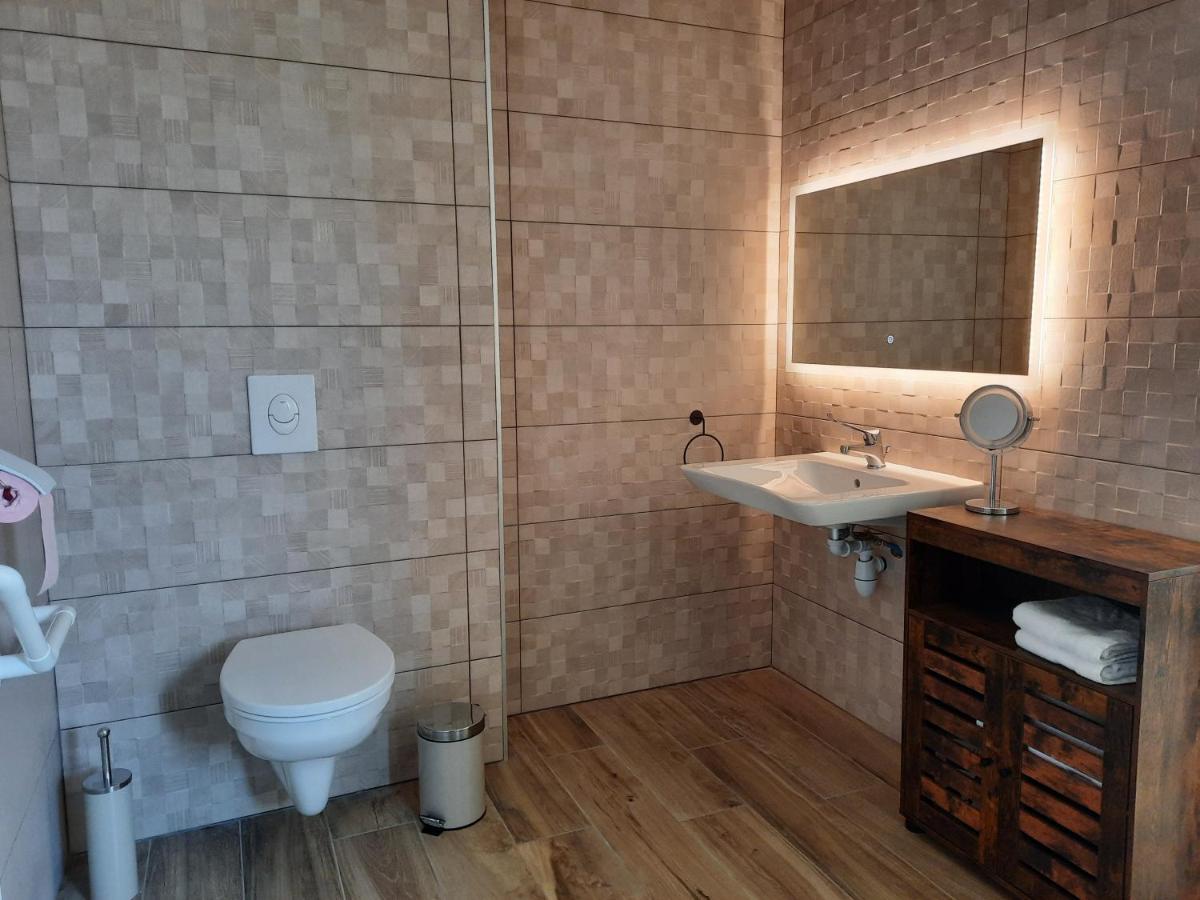 Les Chambres De Lili Saint-Loup  ภายนอก รูปภาพ